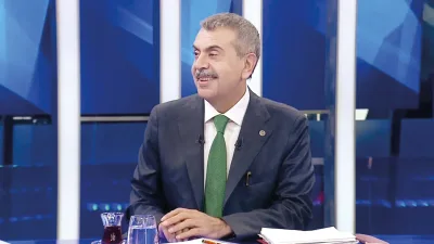 Bakan Tekin'den çok konuşulacak önlük ve PISA sözleri
