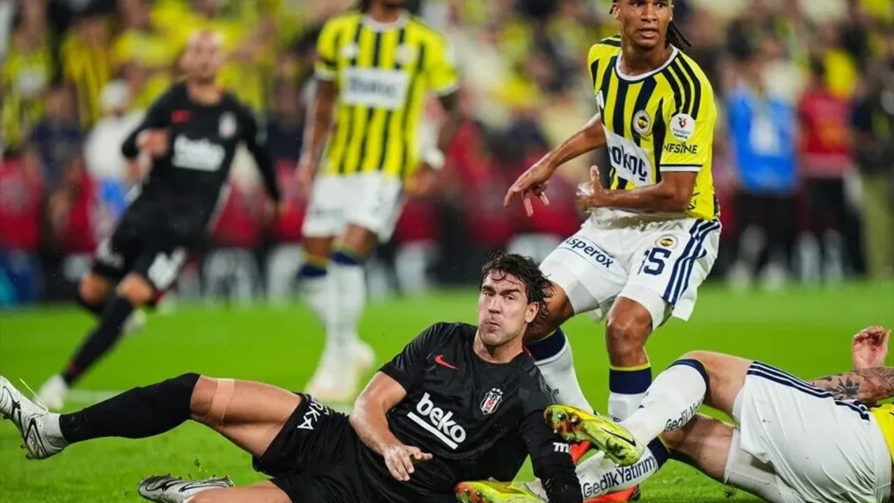Beşiktaş yenilgisi bardağı taşırdı: 4 futbolcu ilk 11'den kesilecek!