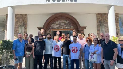 Bodrum'da maaşlarını alamayan otel çalışanları eyleme başladı