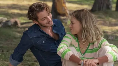 Boran Kuzum'dan Serenay Sarıkaya'ya: 'Kraliçemize bakın'