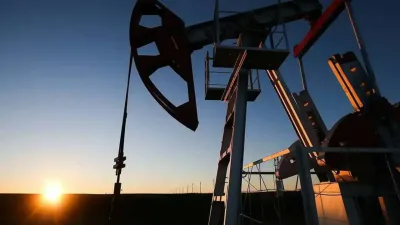 Brent petrol yeniden 100 doların altına geriledi