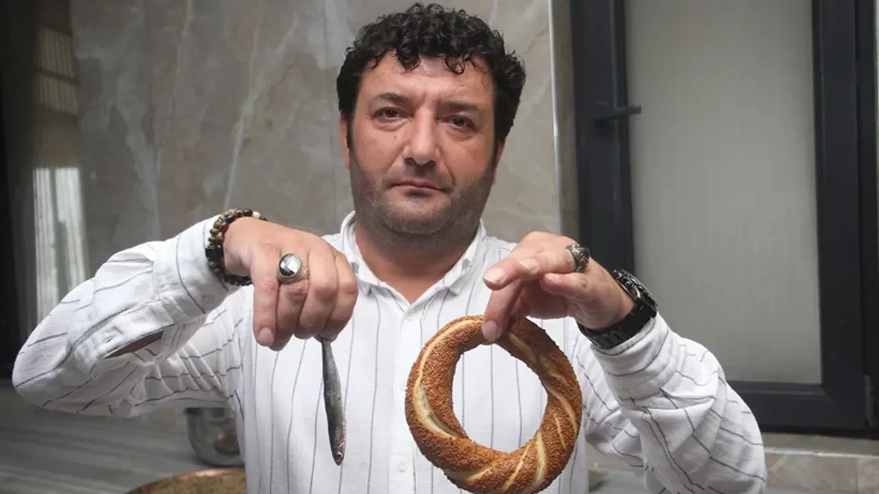 Bu da hamsili simit: 'Balık ekmek oluyorsa balık simit neden olmasın?'