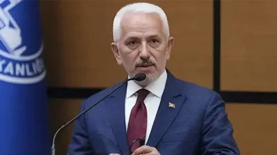 CHP'ye geçen Ekrem Baki, Üsküdar ve İBB meclis üyeliklerinden istifa etti