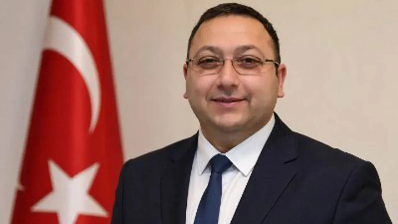 Dündar Ziya Gültekin kimdir?