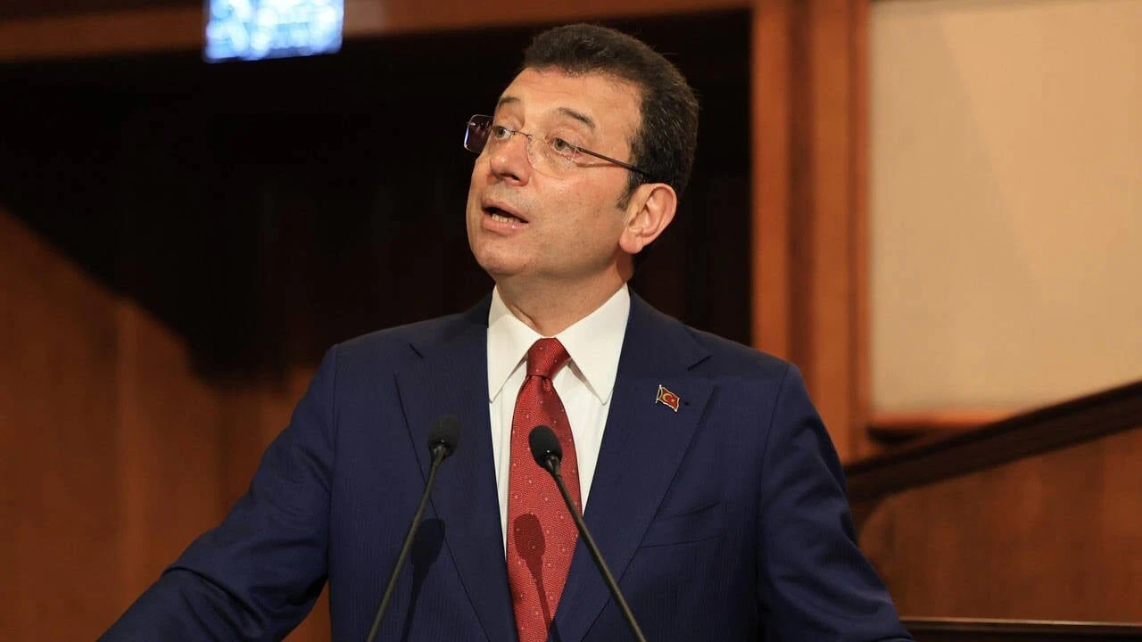 Ekrem İmamoğlu: 'Bu haksız hukuksuz hapsetmeleri kabul etmeyin'