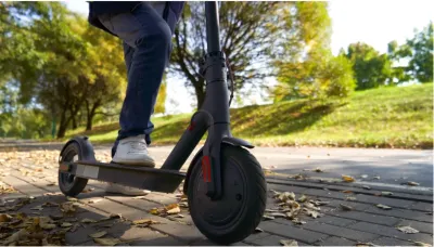 Elektrikli scooter nerede kullanılır, kaldırımda sürülür mü, ehliyet gerekir mi, yaş sınırı kaçtır? Elektrikli scooter k