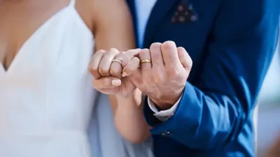 En ideal evlilik yaş aralığı açıklandı