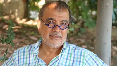 Enver Altaylı kimdir?