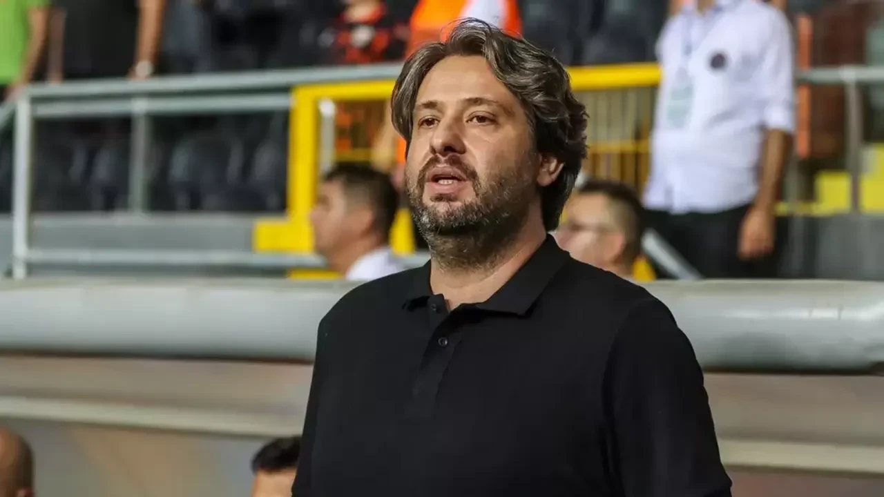 Eyüpspor'da Özhan Pulat istifası