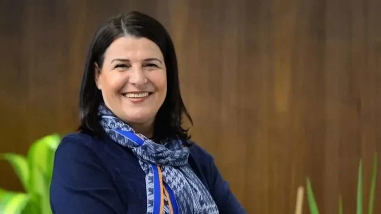 Foça Belediye Başkanı Saniye Bora Fıçı için AK Parti'ye katılıyor iddiası