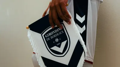 Fransa'nın köklü kulübü Bordeaux 1 euroya satıldı