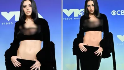 Frikik veren ünlü şarkıcı Charli XCX flaşlar patlayınca ne yapacağını şaşırdı