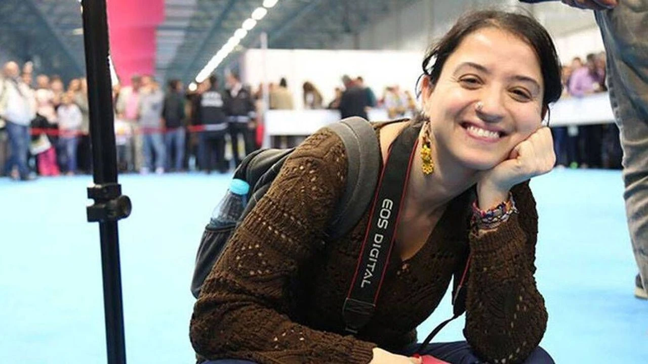 Gazeteci Pınar Gayıp tahliye edildi