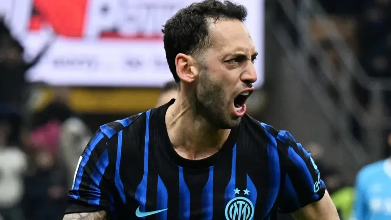 Hakan Çalhanoğlu'ndan kötü haber! İtalyanlar açıkladı