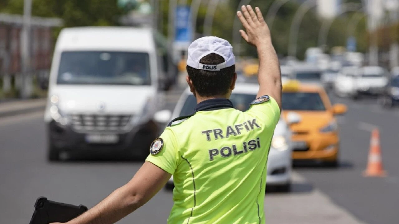 İstanbul'da 2 ilçede yarın bazı yollar trafiğe kapatılacak
