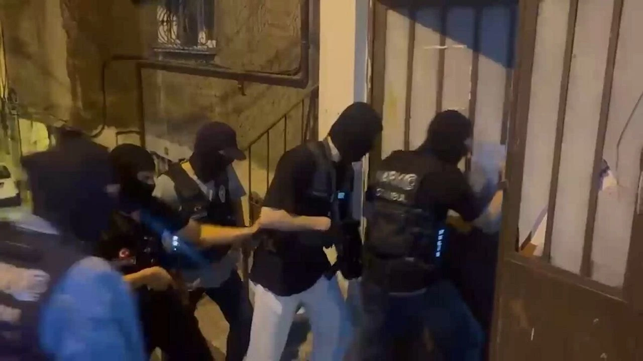 İstanbul Şişli'de uyuşturucu operasyonu: 297 kilo uyuşturucu ele geçirildi