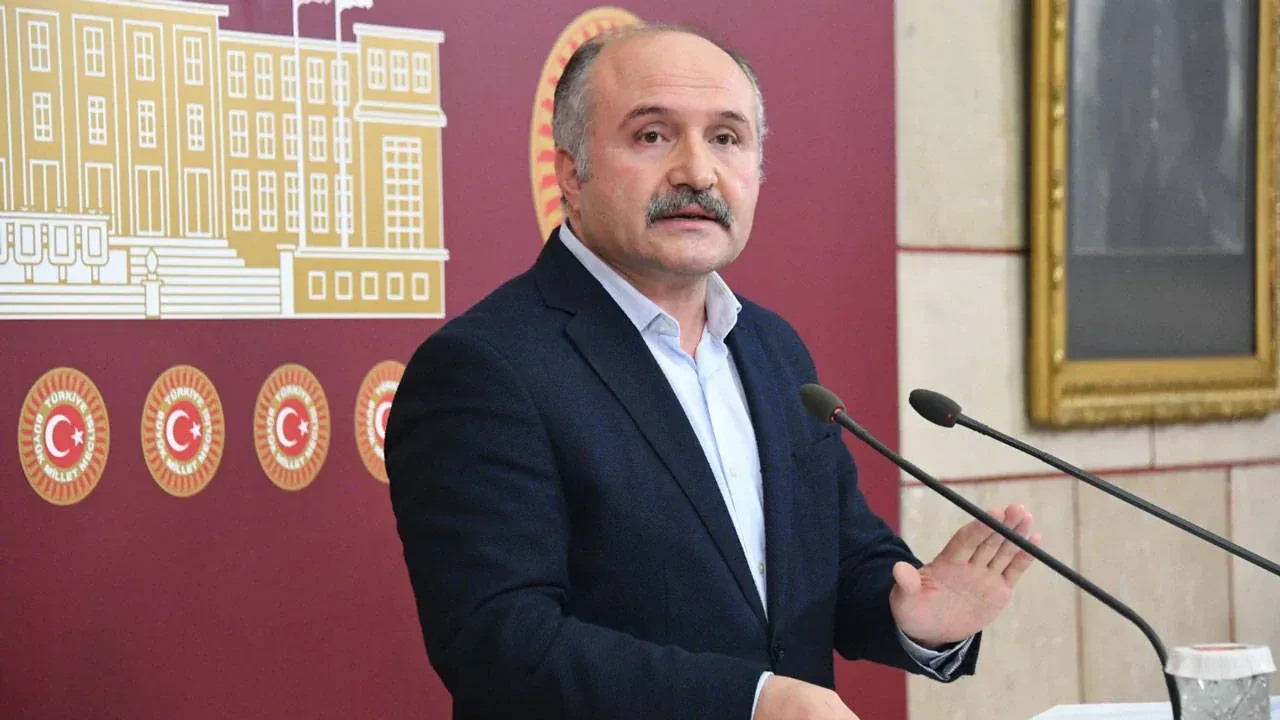 İYİ Partili Usta, Borsa İstanbul gelişmeleri için Bakan Şimşek'e soru önergesi verdi