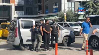 Kapıkule'de TIR'da yurt dışına kaçarken yakalanan Arif Kocabıyık, adliyeye sevk edildi