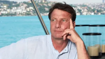 Kaya Çilingiroğlu, 26 yaş küçük sevgilisinin doğum gününü kutladı