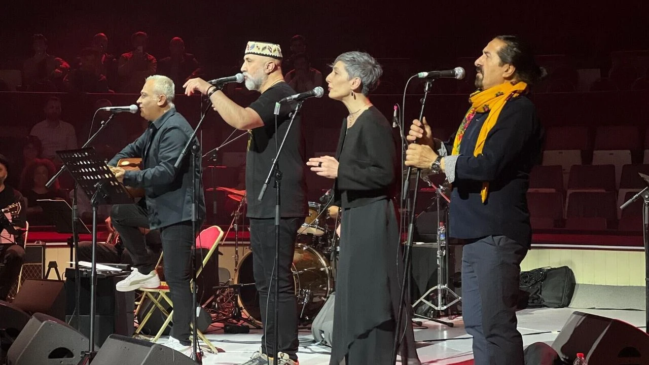 Koma Amed, Harbiye'de konser verecek