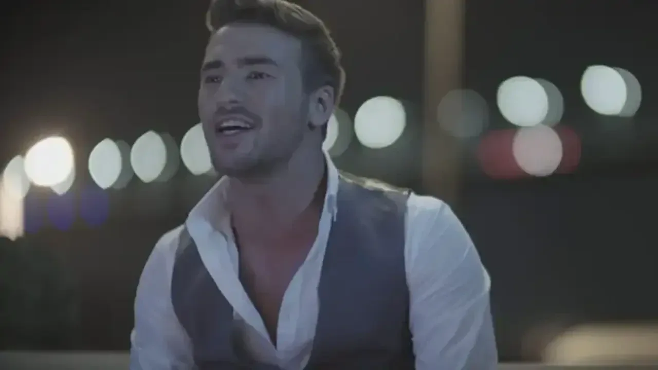 Anıl Durmuş (Şarkıcı)