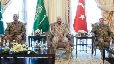 Mekke İttifakı'nın genelkurmay başkanları Riyad'da buluştu