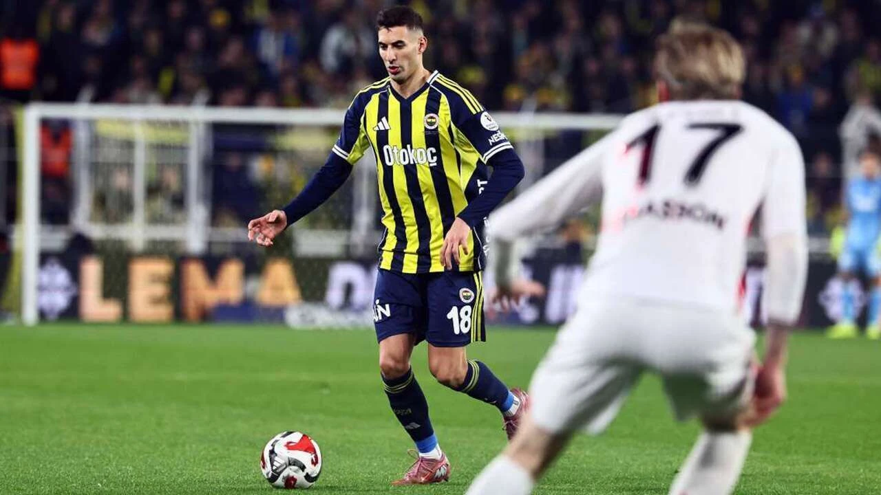 Mert Müldür'den Fenerbahçe'ye kötü haber: Antrenmanı yarıda bıraktı
