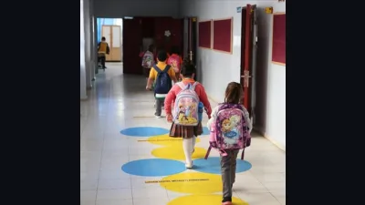 Okullara artık öyle girilemeyecek! MEB'den milyonlarca veliyi ilgilendiren yeni karar