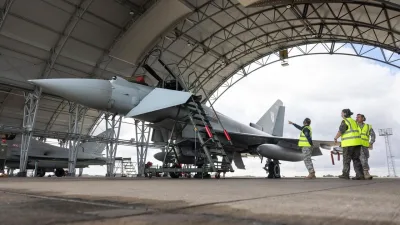 MSB: 'Eurofighter Typhoon' için İngiltere'de uçak bakım tesisleri incelendi