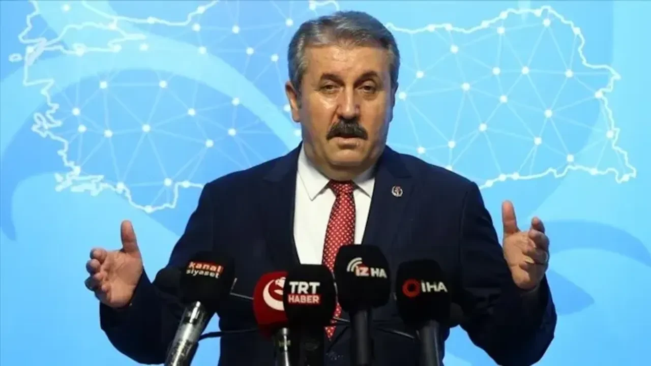 Mustafa Destici'den Erdoğan'ın yeniden adaylığına ilişkin açıklama!