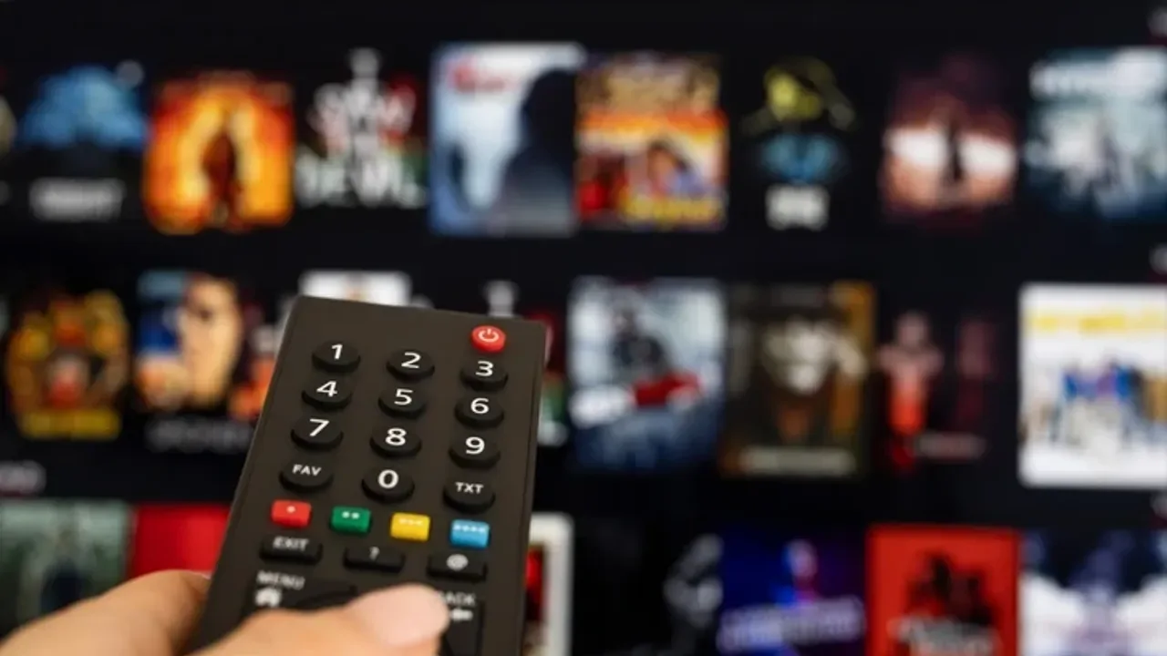 Reyting sonuçlarında üçüncü hangi dizi oldu?Evlilik Güzeldir, 14 Eylül Pazartesi reytinglerinde Total ve AB kategorilerinde üçüncü sırada yer aldı. Yapım, ABC1 grubunda ise yedinci oldu. Günün reyting listelerinde Uzak Şehir'in üç kategorideki liderliği dikkat çekti.