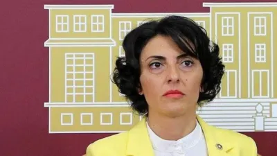Nurhayat Altaca Kayışoğlu Kimdir, Kaç Yaşında, Nereli, Eşi Kim, Hangi Partide, Yeni Parti’deki Görevi Ne, Hukuk ve Siyas