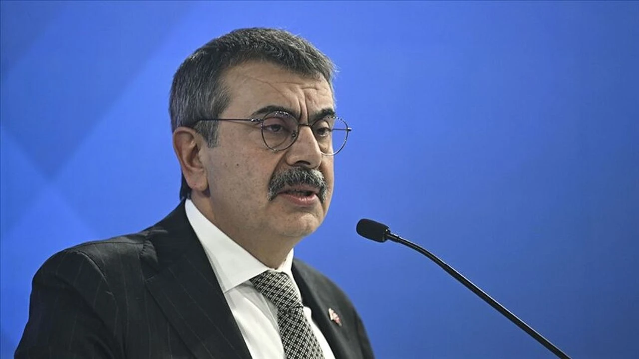 Öğretmenler için yer değiştirme tercih ve atama tarihleri belli oldu