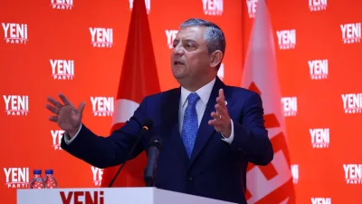 Özgür Özel: 'Siyasetten isimlerle anılan fon yöneticileri var'