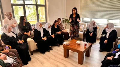 Pervin Buldan'dan Barış Anneleri'ne ziyaret