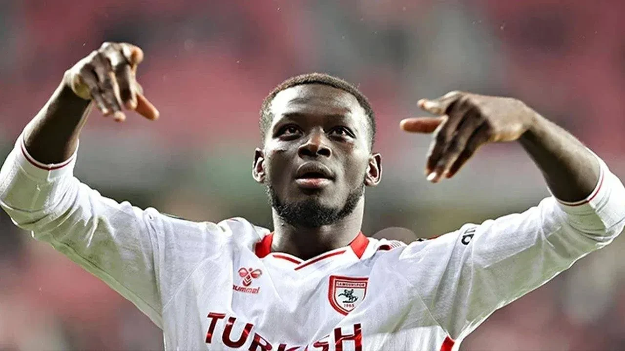 Samsunspor'dan Olympiakos'a rekor transfer: Kulüp tarihine geçti