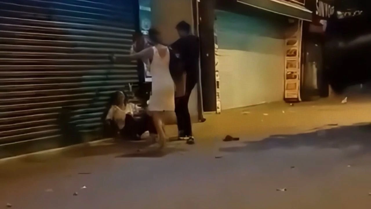 Sokak ortasında darbetti, kadın şikayetçi olmayınca serbest bırakıldı!