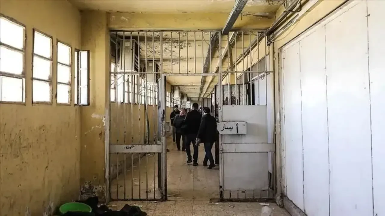 Suriye'de Ayn el-Arab Cezaevi'nde yangın: Çok sayıda ölü ve yaralı var