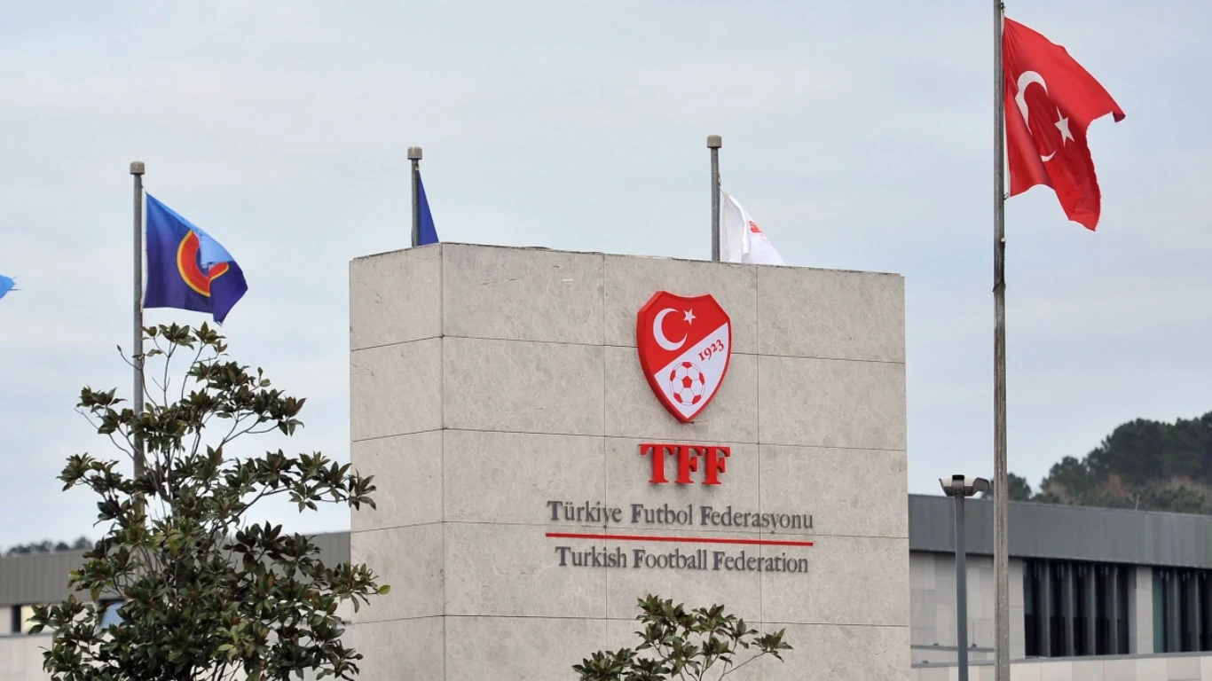 TFF açıkladı: Beşiktaş'ın iptal edilen golünde VAR odasında neler konuşuldu?