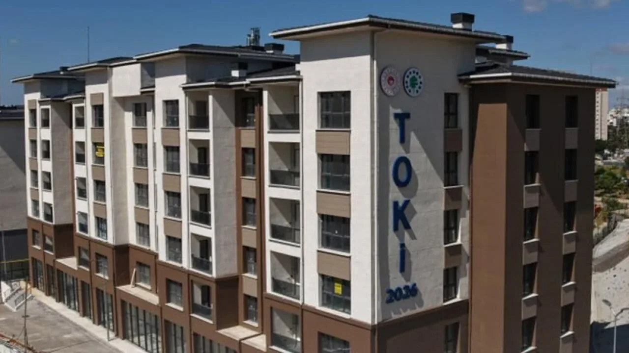 Borcunun tamamını kapatamayacak konut ve iş yeri alıcılarına da kampanyadan kısmi olarak yararlanma imkanı sunulacak. Buna göre, borç bakiyesinin yüzde 25'inden az olmamak şartıyla yapılacak peşin ödeme tutarına yüzde 25 indirim uygulanacak. Kampanyadan yaklaşık 228 bin konut ve iş yeri alıcısının faydalanacağı öngörülüyor.