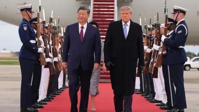 Trump'tan, Çin Devlet Başkanı Şi Cinping'e görkemli karşılama