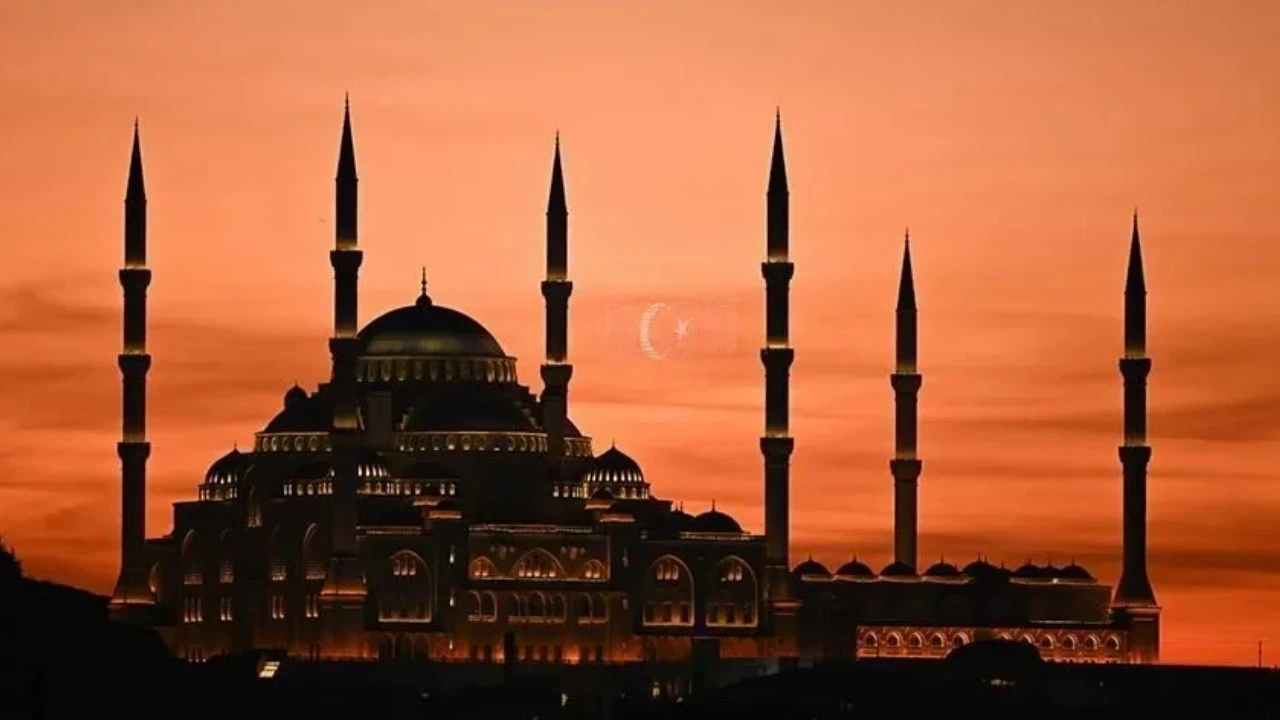 Üç aylar ne zaman başlıyor? 2026-2027 Recep, Şaban, Ramazan ayları ne zaman?