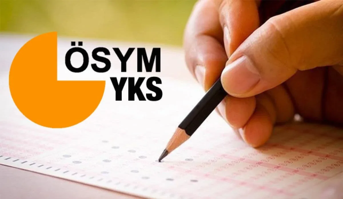 2026 YKS ek tercih süreci başlıyor2026-YKS yerleştirme sonuçlarının açıklanmasının ardından gözler, üniversitelerde boş kalan kontenjanlar için yapılacak ek yerleştirme sürecine çevrildi. Bir programa yerleşemeyen adaylar ile ek yerleştirme hakkı bulunanlar, ÖSYM tarafından erişime açılan ek yerleştirme kılavuzunu inceleyerek tercihlerini yapabilecek.
