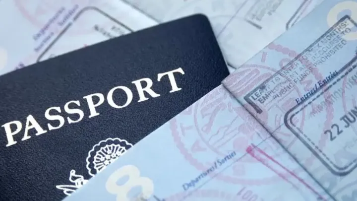 Yeşil ve gri pasaportta yeni dönem resmen başladı
