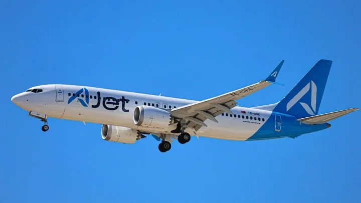 AJet ucuz uçak bileti nasıl alınır?AJet'in yüzde 30 indirimli bilet kampanyasından yararlanmak için işlemlerin AJet'in resmi satış kanalları üzerinden yapılması gerekiyor. Kampanyalı biletler yalnızca AJet internet sitesi ve AJet Mobil uygulaması üzerinden satın alınabiliyor.
