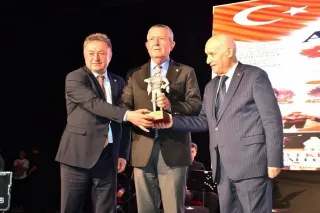 Anadolu OSB Başkanı Hüseyin Kutsi Tuncay, 'Ankara'ya Değer Katanlar' arasında