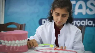 Ankara'da işitme engelli 100 öğrenci 'Sağlık Elçisi' oldu