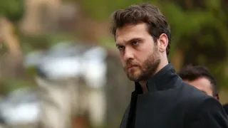 Aras Bulut İynemli villasını yenilemek için kesenin ağzını açtı