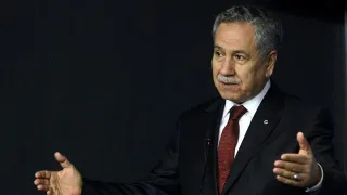 Bülent Arınç'tan Murat Çalık, Mithat Bülent Özmen ve Tayfun Kahraman mesajı