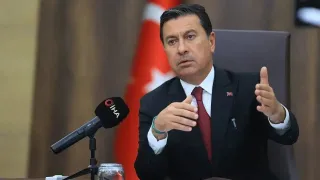 CHP'de deprem: Muğla Büyükşehir Belediye Başkanı Ahmet Aras, partisinden istifa etti!